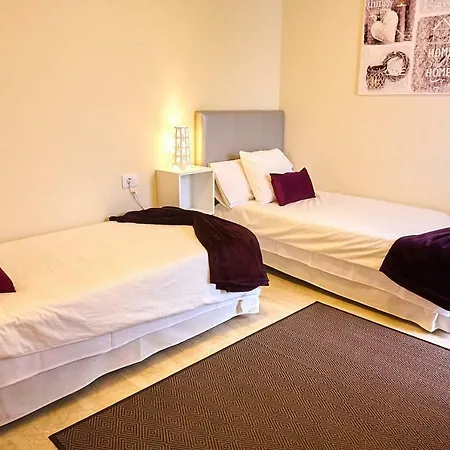 Daire Apartamento Rolycar 104 *