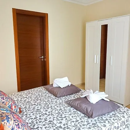 Apartamento Rolycar 104 *